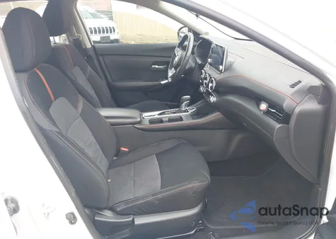 2021 Nissan Sentra Sr Xtronic Cvt z USA, uszkodzony, nr VIN 3N1AB8DV9MY280096